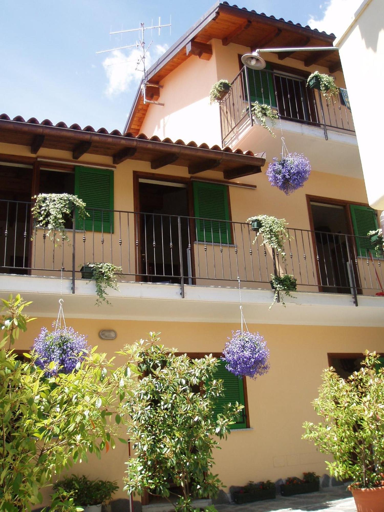 Dependance Pesce D'Oro Hotel Verbania Exterior foto